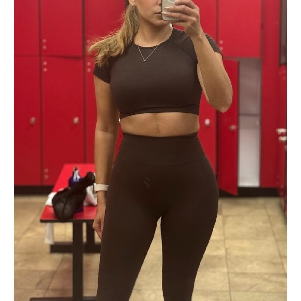 Women's Seamless Workout Set Brown Short Sleeve Crop Top High Waist Leggings - Picture 3 of 6